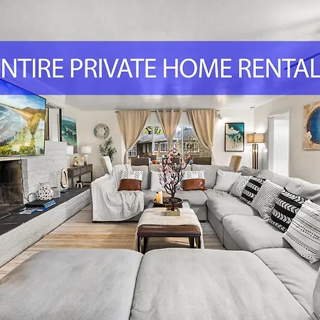 Entire Private 4-Br Home, Spacious, Lux King Bed, Ranch Style, Prime Area, Available Now